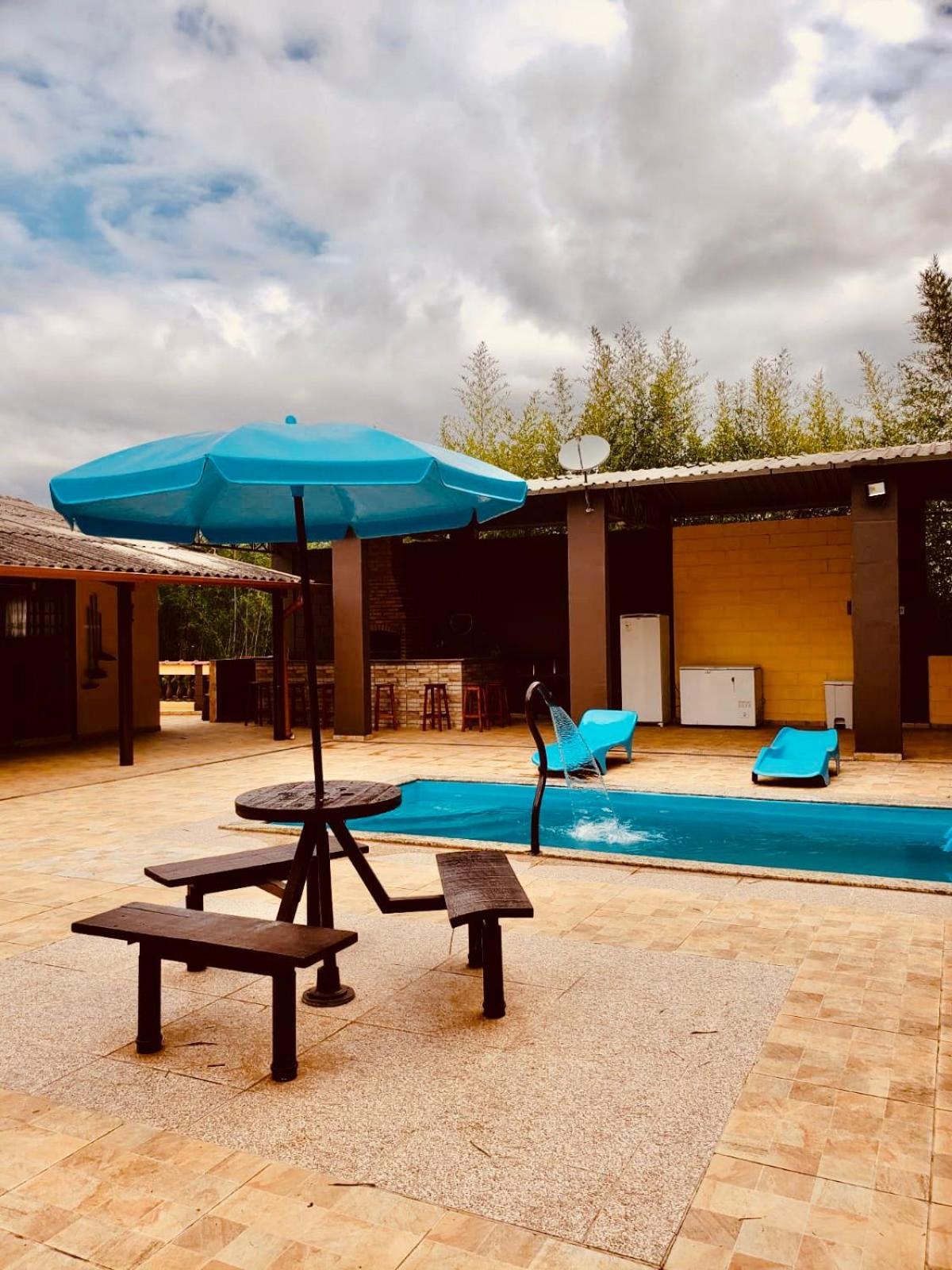 Vila Chacara Charmosa Com Piscina, Campo De Futebol Guaratinguetá Exteriér fotografie