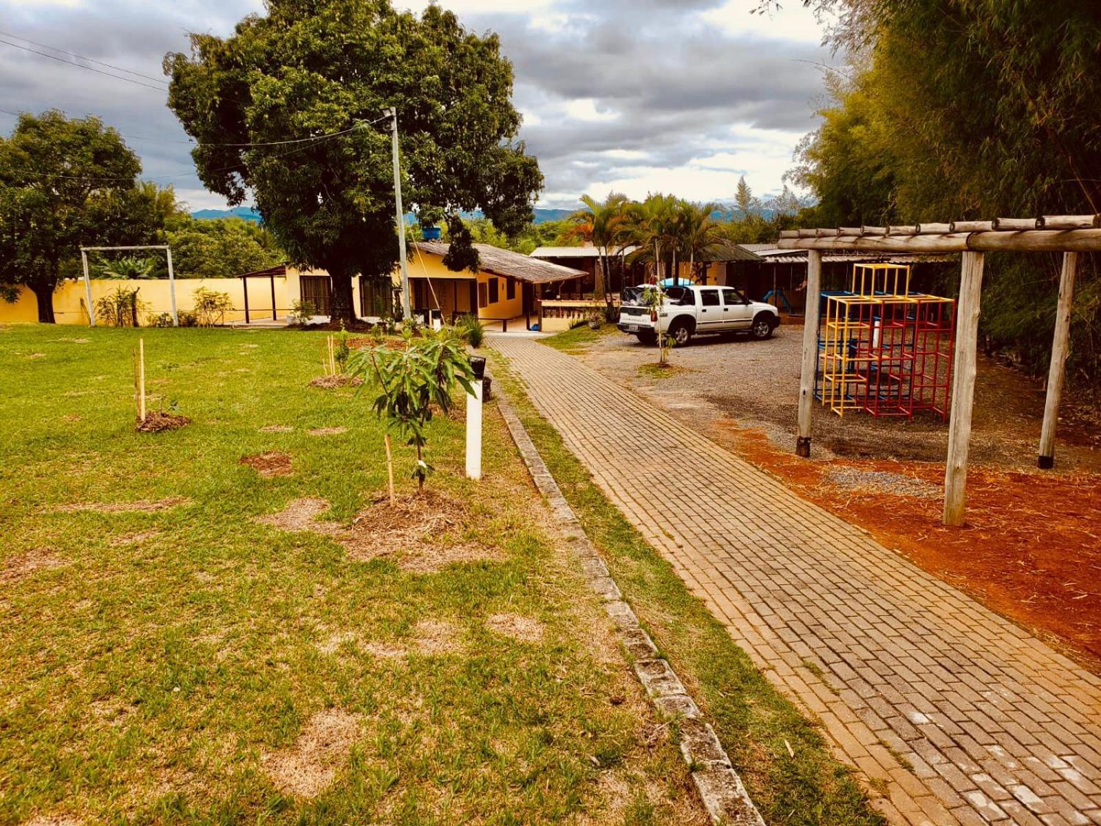 Vila Chacara Charmosa Com Piscina, Campo De Futebol Guaratinguetá Exteriér fotografie
