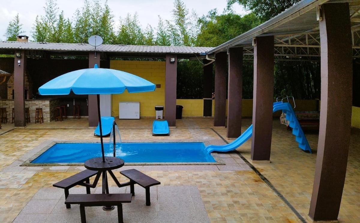 Vila Chacara Charmosa Com Piscina, Campo De Futebol Guaratinguetá Exteriér fotografie